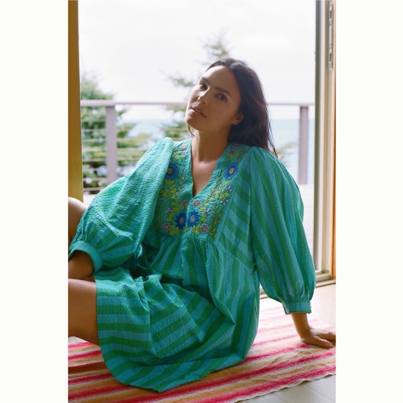 Anthropologie / Beachy Embroidered Tunic Dress - Picture 1 of 11